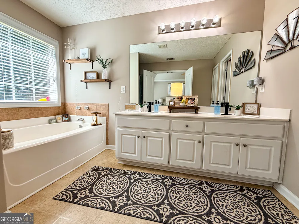 255 River Mist CIR Jefferson, GA 30549
