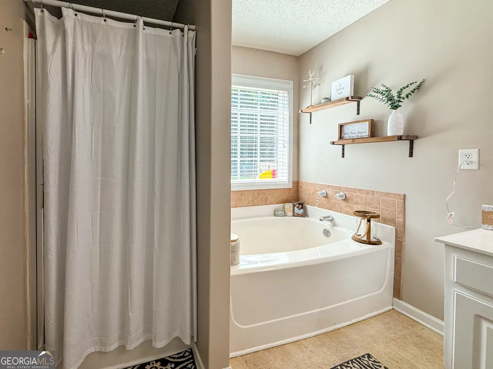 255 River Mist CIR Jefferson, GA 30549