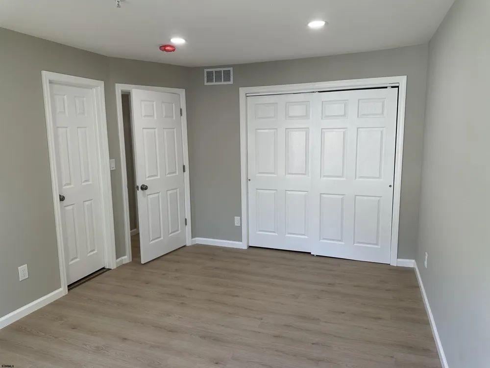 6 Oyster Bay Absecon, NJ 08201