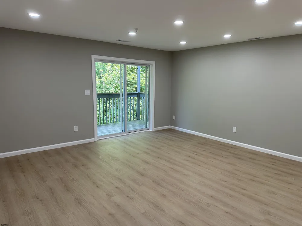 6 Oyster Bay Absecon, NJ 08201