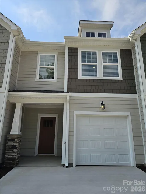 27 Oleetah Falls Way