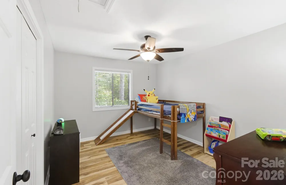 3020 Chestnut Tree Road Hendersonville, NC 28792
