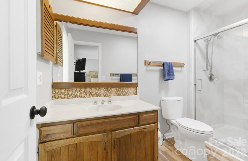3020 Chestnut Tree Road Hendersonville, NC 28792