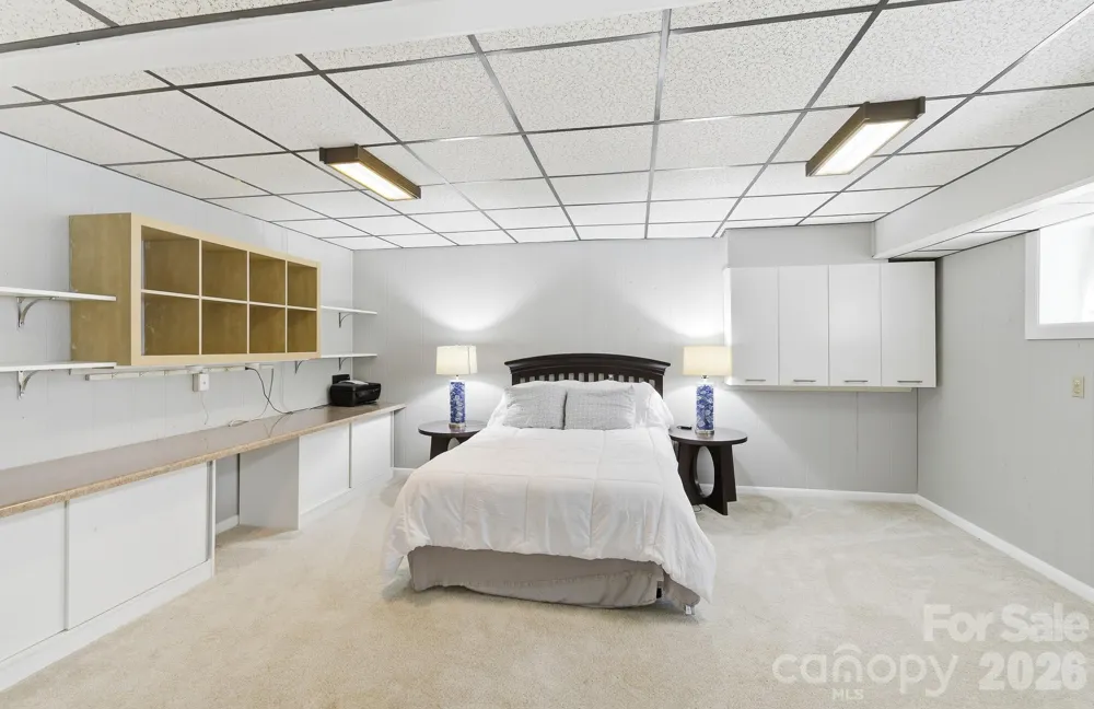3020 Chestnut Tree Road Hendersonville, NC 28792