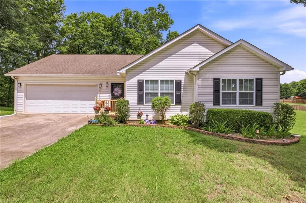 126 Windchime Circle Demorest, GA 30535