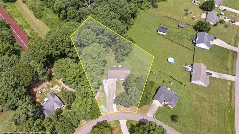 126 Windchime Circle Demorest, GA 30535