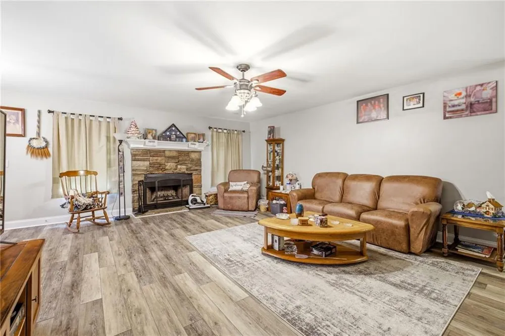 126 Windchime Circle Demorest, GA 30535