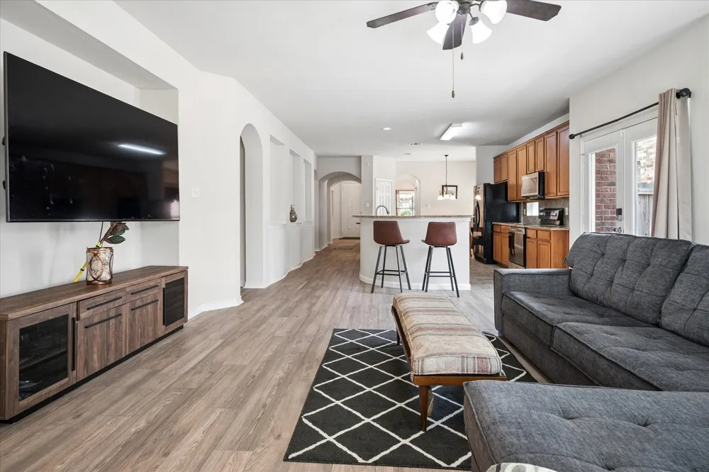 608 Bonham Drive Lavon, TX 75166