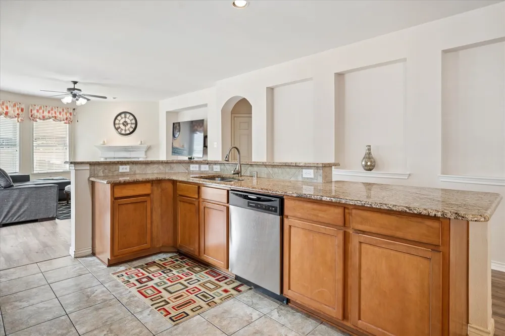 608 Bonham Drive Lavon, TX 75166