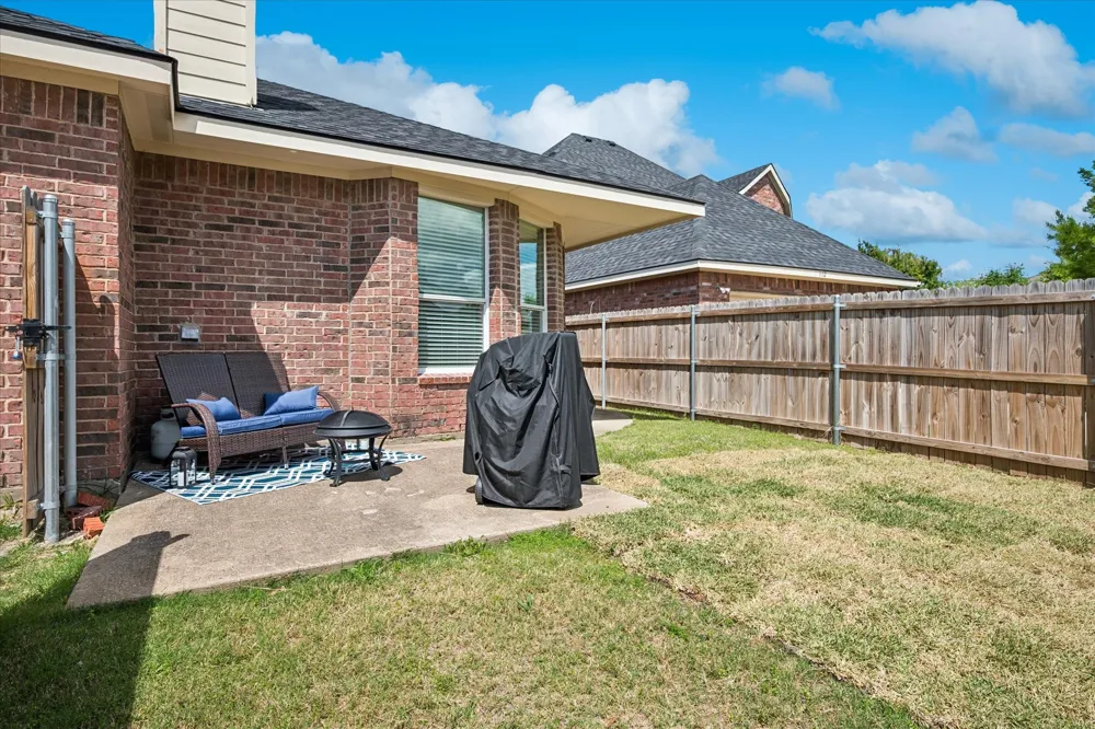 608 Bonham Drive Lavon, TX 75166
