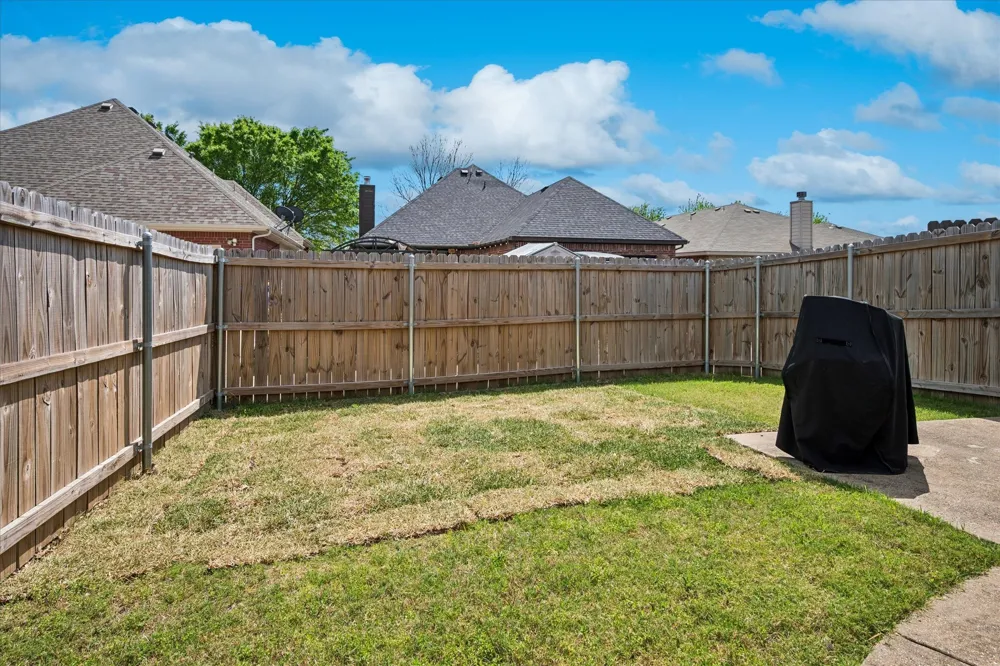 608 Bonham Drive Lavon, TX 75166
