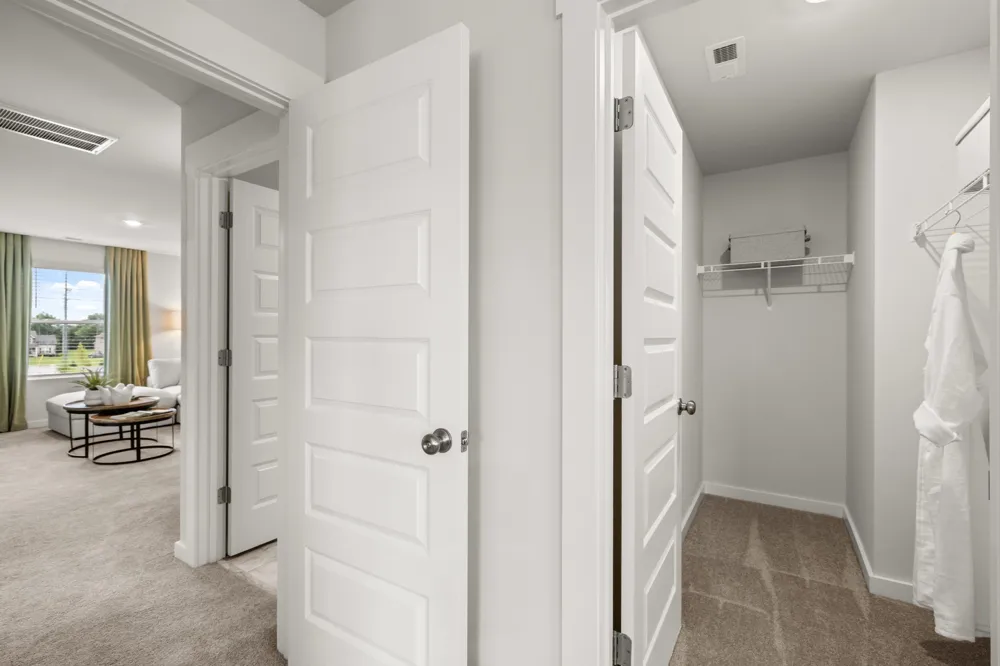 240 Crown Gardens CT Hermitage, TN 37076