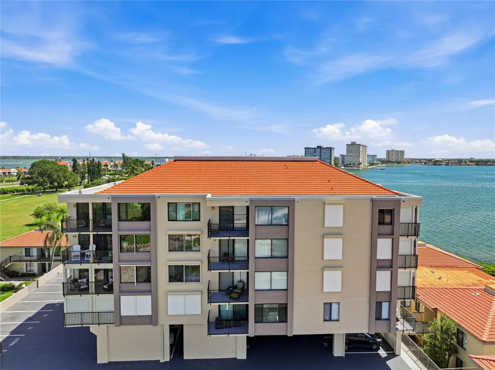 6104 PALMA DEL MAR BOULEVARD S #404 St Petersburg, FL 33715
