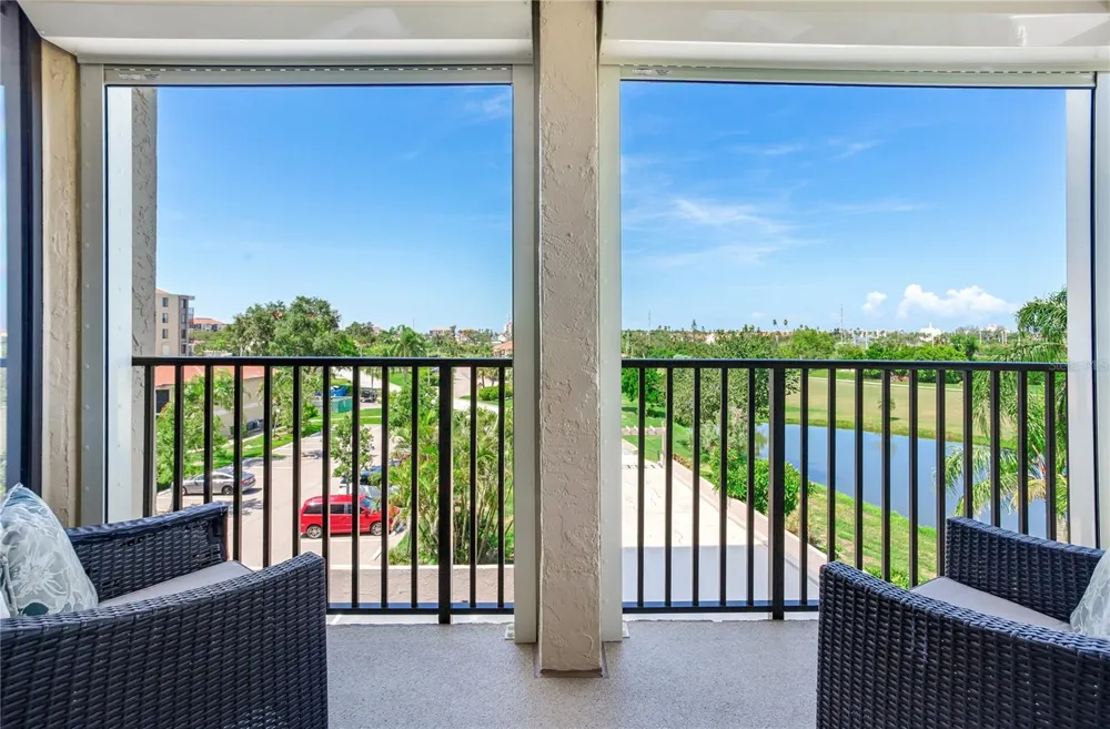 6104 PALMA DEL MAR BOULEVARD S #404 St Petersburg, FL 33715