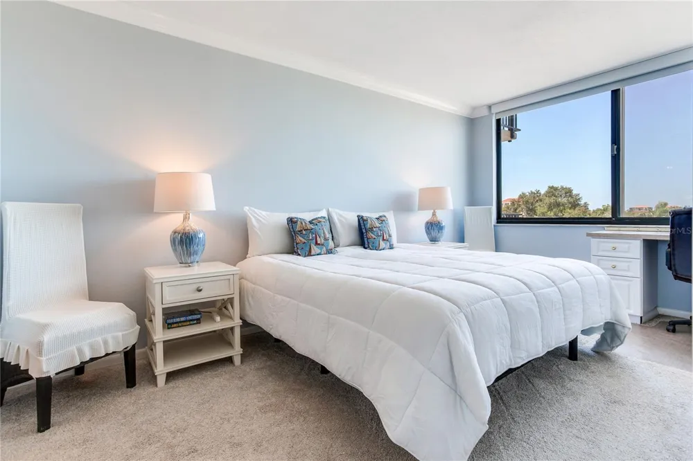 6104 PALMA DEL MAR BOULEVARD S #404 St Petersburg, FL 33715