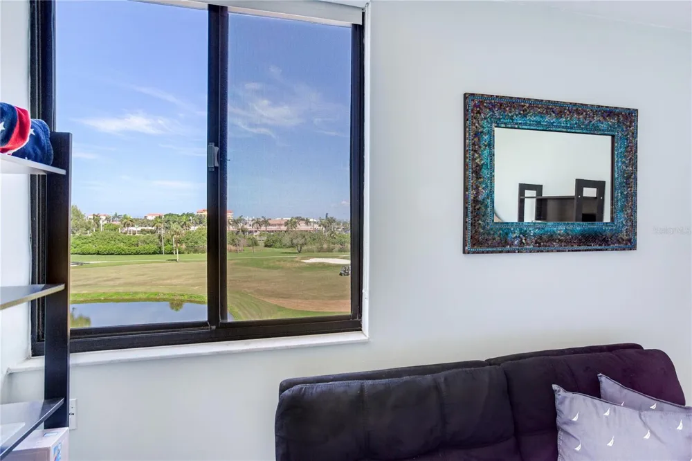 6104 PALMA DEL MAR BOULEVARD S #404 St Petersburg, FL 33715