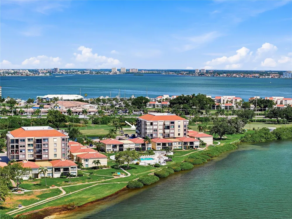 6104 PALMA DEL MAR BOULEVARD S #404 St Petersburg, FL 33715