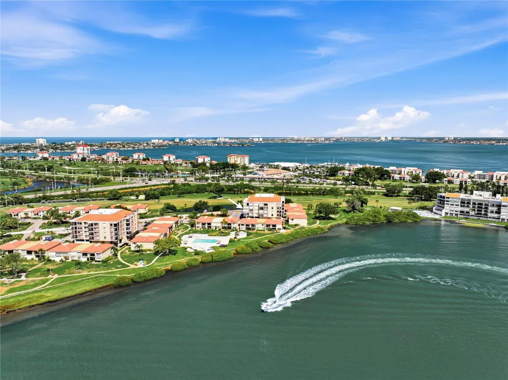 6104 PALMA DEL MAR BOULEVARD S #404 St Petersburg, FL 33715
