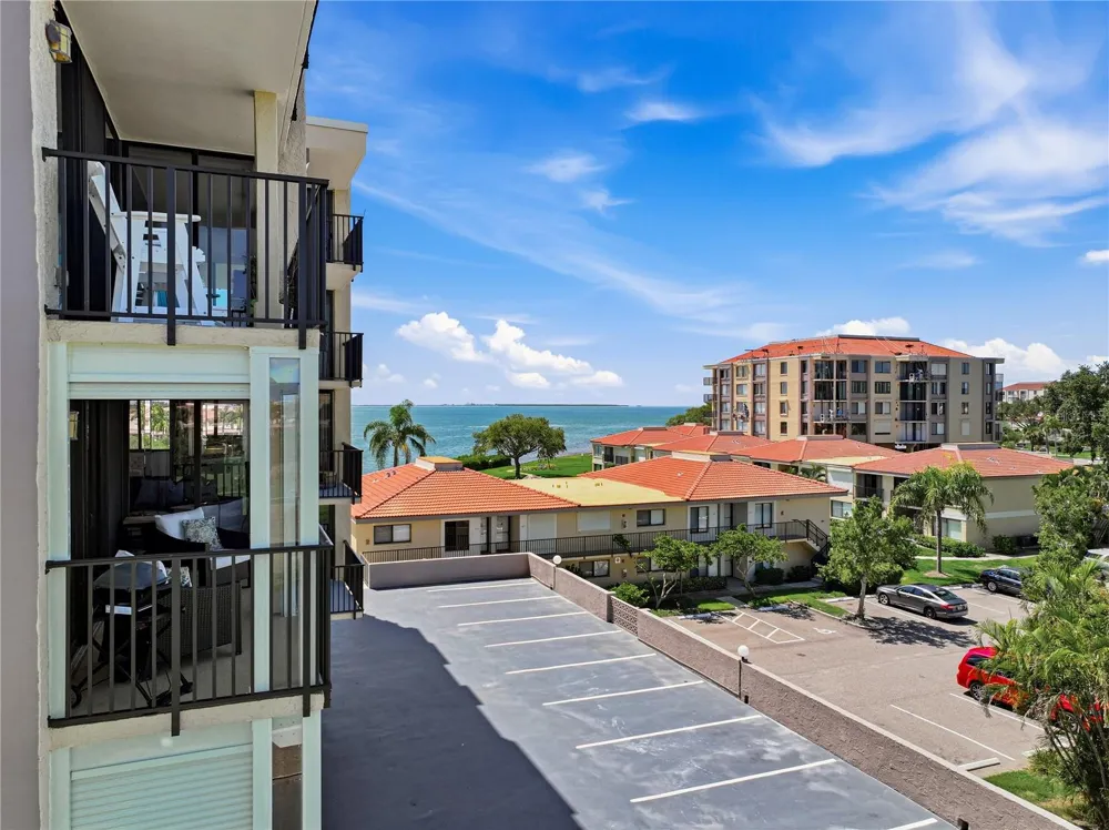 6104 PALMA DEL MAR BOULEVARD S #404 St Petersburg, FL 33715