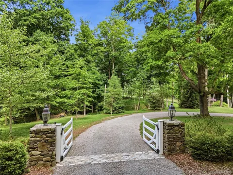 392 Old Quaker Hill Road