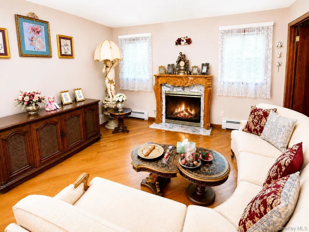 67 King Road Rocky Point, NY 11778