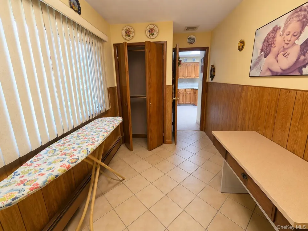 67 King Road Rocky Point, NY 11778