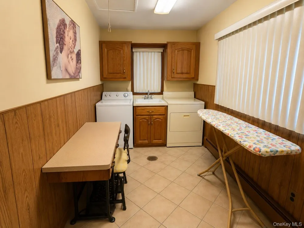 67 King Road Rocky Point, NY 11778