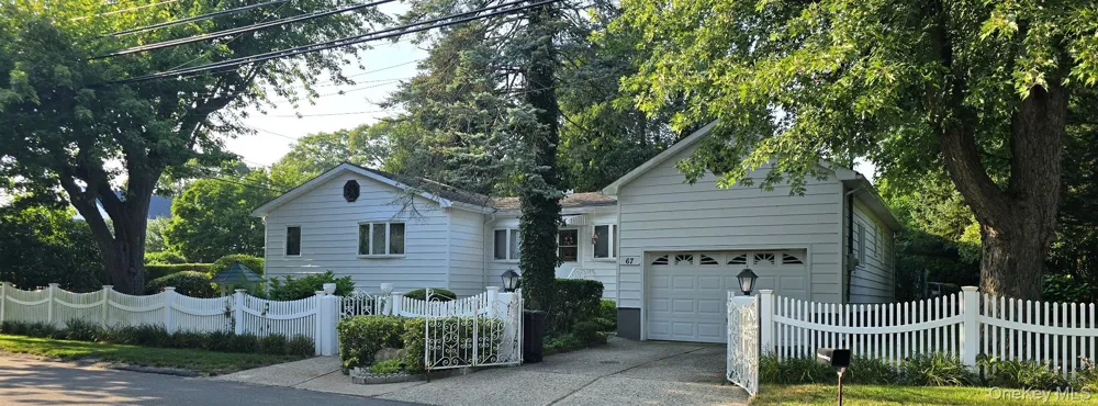 67 King Road Rocky Point, NY 11778