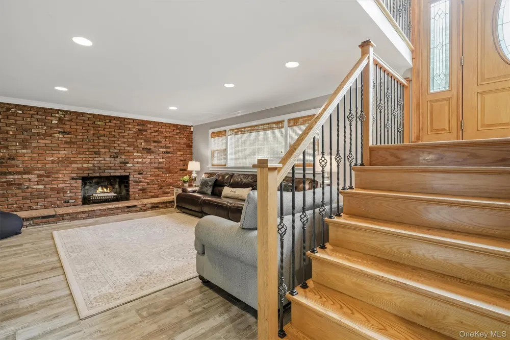 12 Little Brook Lane New City, NY 10956