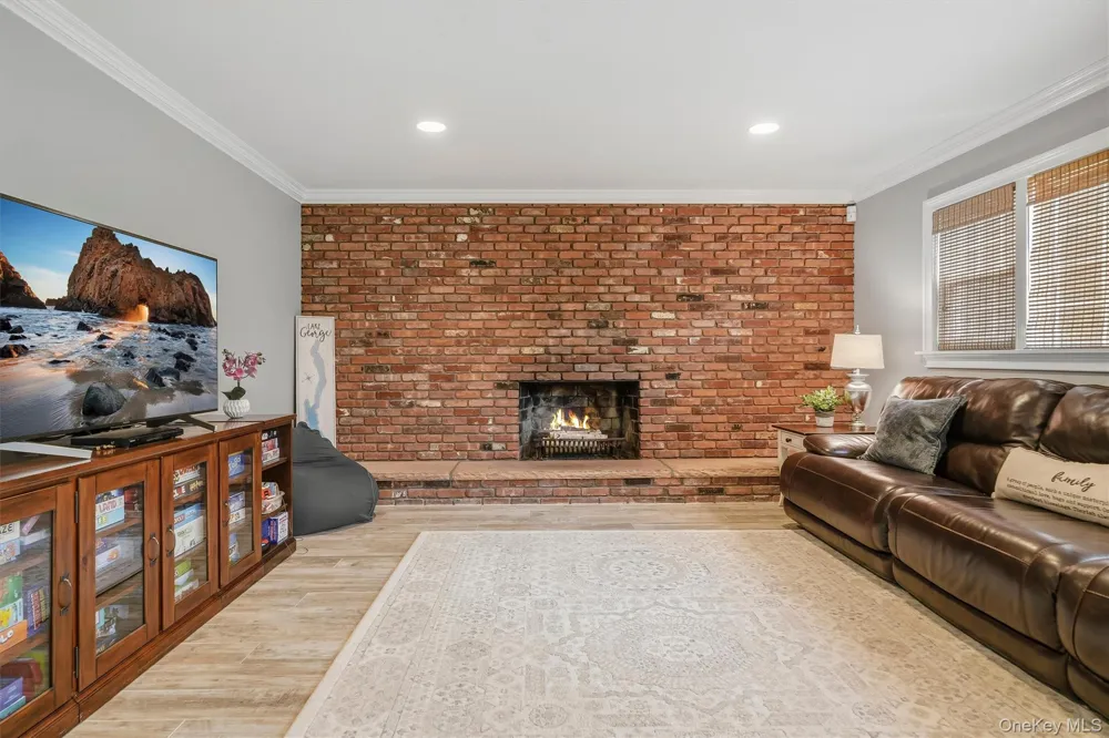 12 Little Brook Lane New City, NY 10956