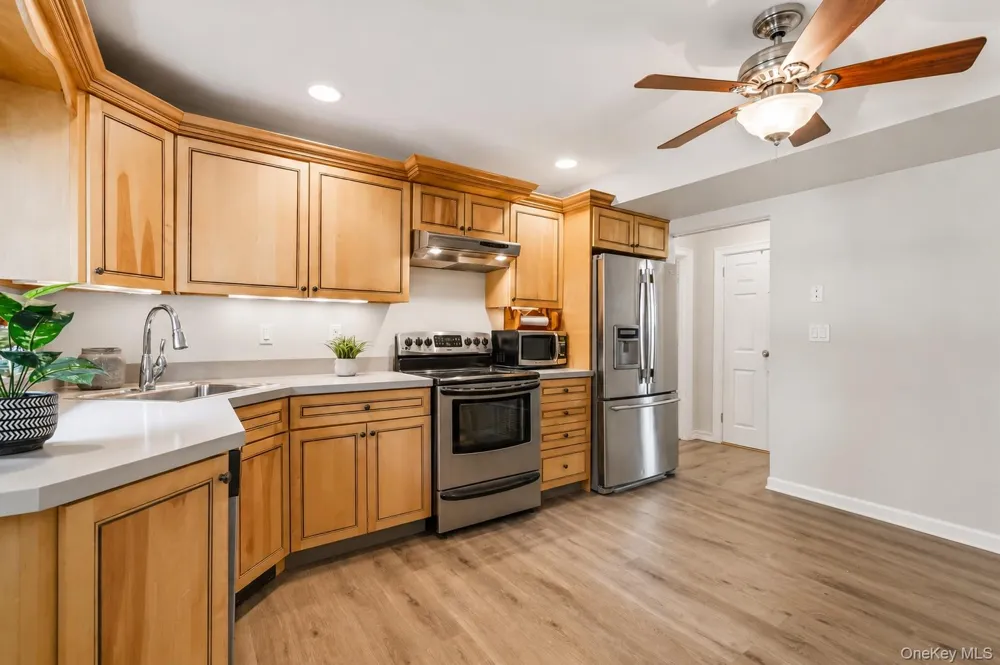 12 Little Brook Lane New City, NY 10956