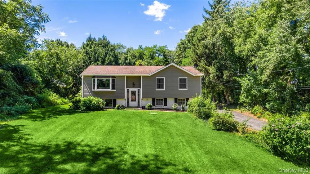 3 Jaycox Lane Hopewell Junction, NY 12533