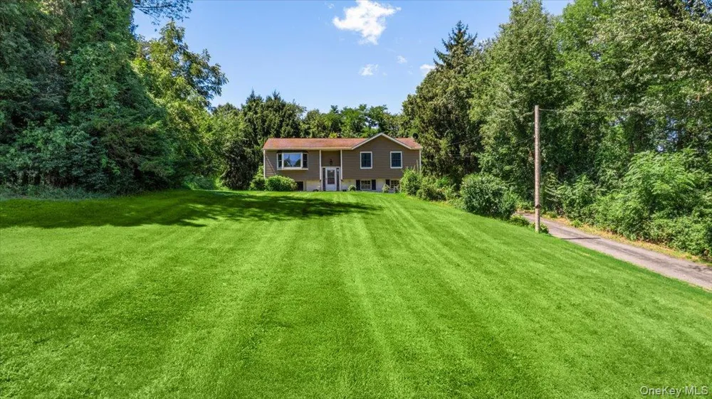 3 Jaycox Lane Hopewell Junction, NY 12533