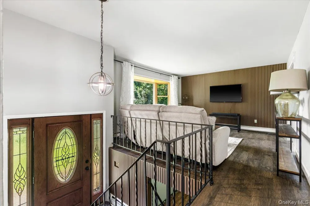 3 Jaycox Lane Hopewell Junction, NY 12533