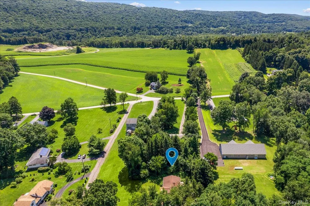 3 Jaycox Lane Hopewell Junction, NY 12533