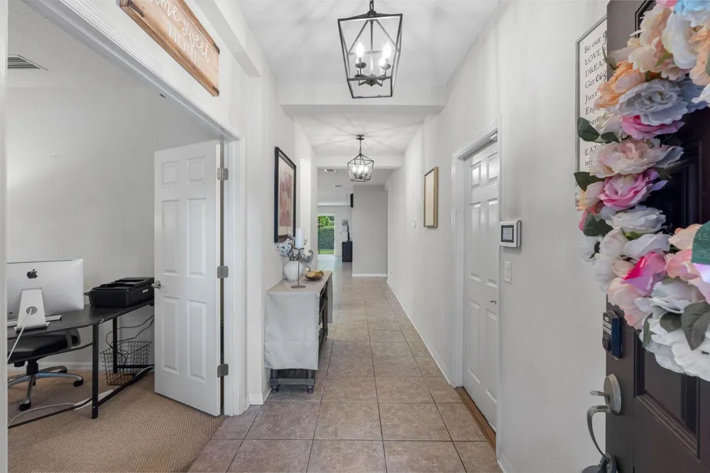 15913 OAKLEAF RUN DRIVE Lithia, FL 33547