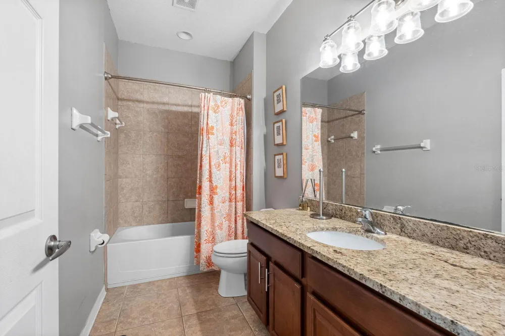 15913 OAKLEAF RUN DRIVE Lithia, FL 33547
