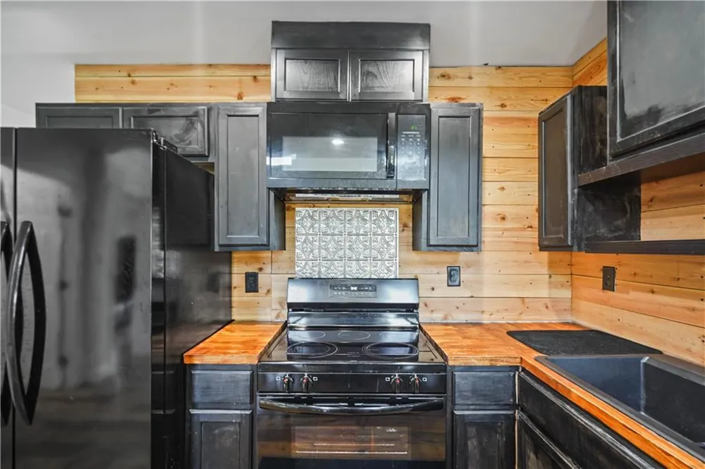 10 Park Road Jackson, GA 30233