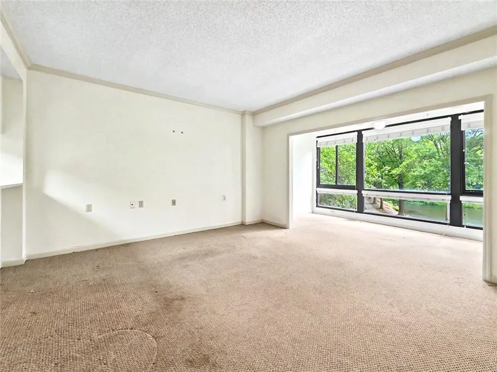 1800 Clairmont Lake #A204 Decatur, GA 30033
