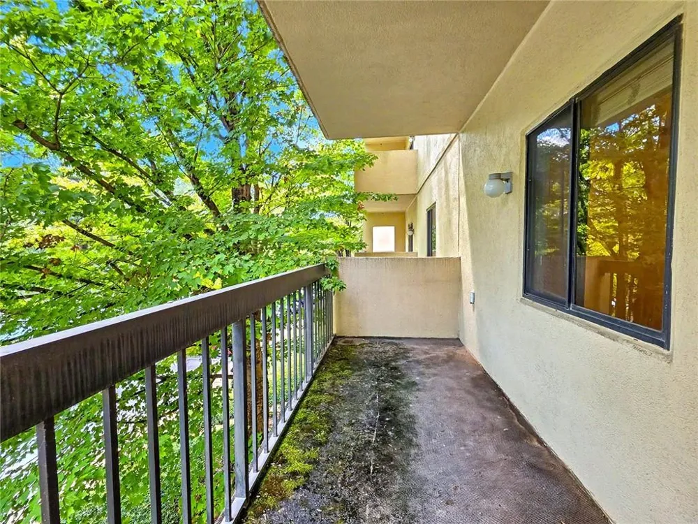 1800 Clairmont Lake #A204 Decatur, GA 30033
