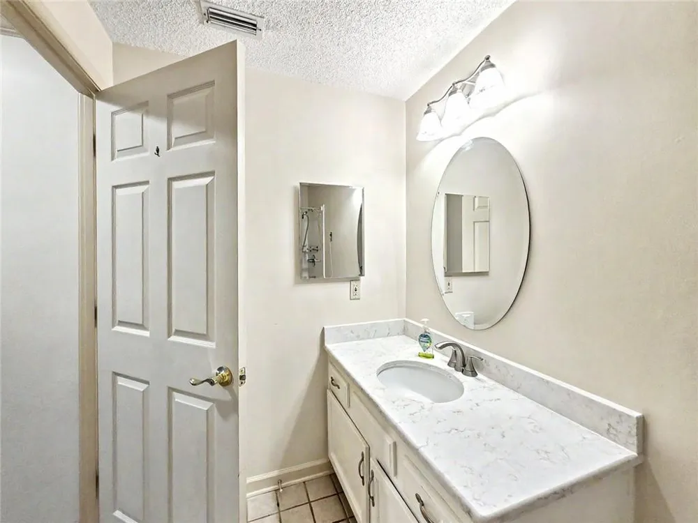 1800 Clairmont Lake #A204 Decatur, GA 30033