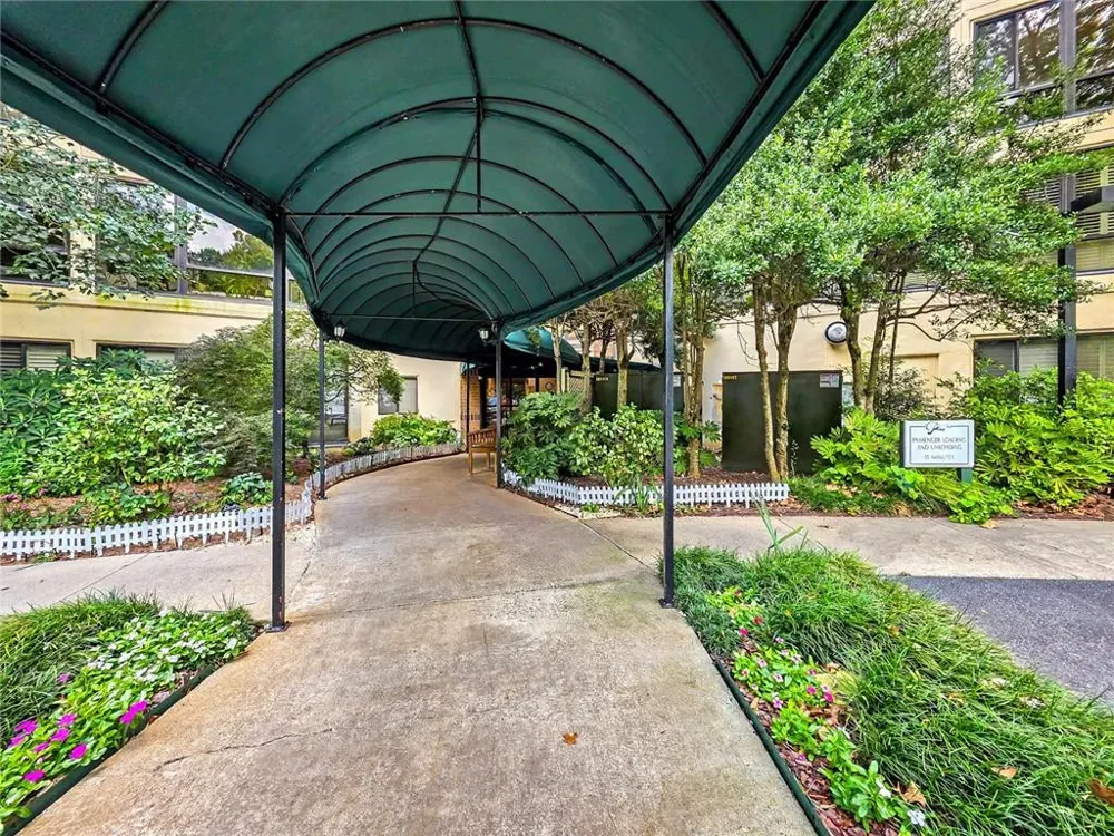 1800 Clairmont Lake #A204 Decatur, GA 30033