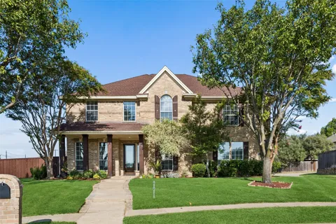 7101 Dutch Elm Court