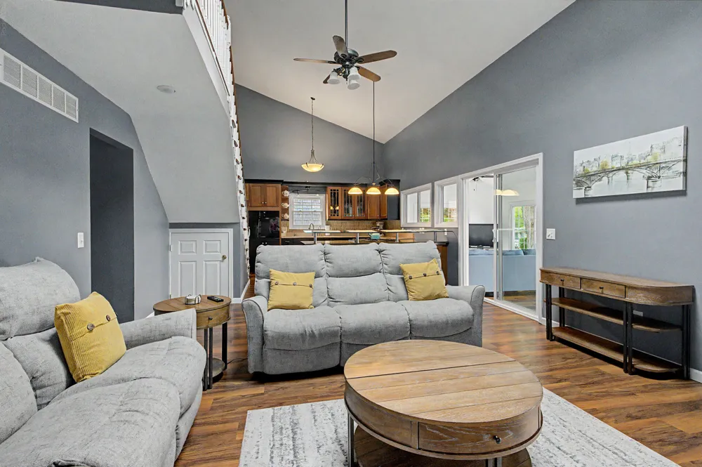 2124 Ash Te Wette Beach Drive Hillsdale, MI 49242