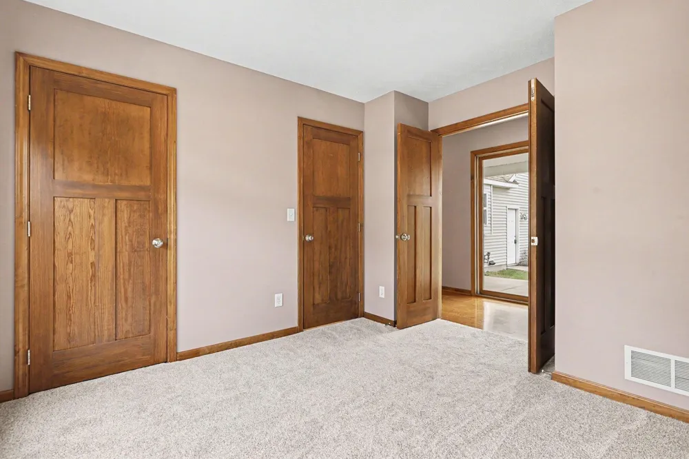 1921 Pineridge Hastings, MI 49058