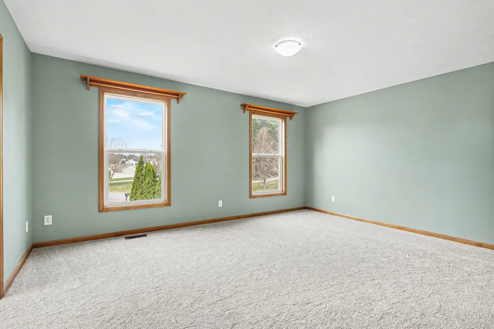 1921 Pineridge Hastings, MI 49058