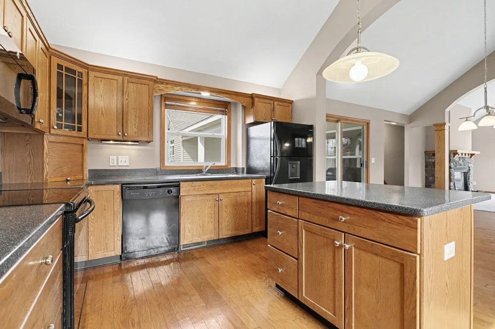 1921 Pineridge Hastings, MI 49058