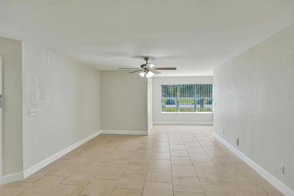 12650 Vista Isles Drive #918 Sunrise, FL 33325