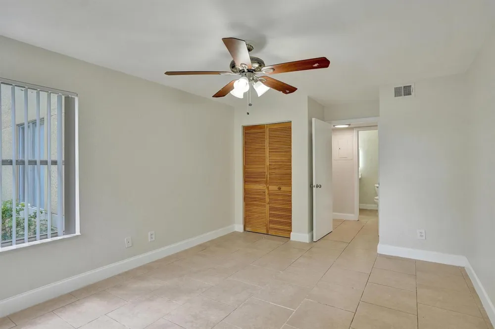 12650 Vista Isles Drive #918 Sunrise, FL 33325
