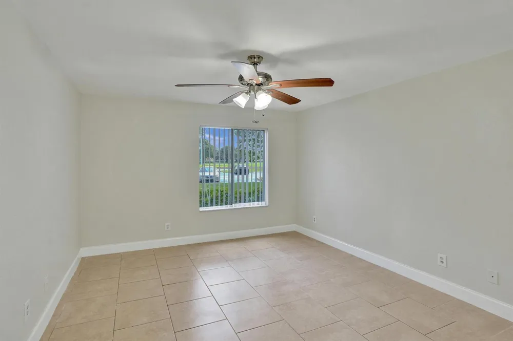 12650 Vista Isles Drive #918 Sunrise, FL 33325